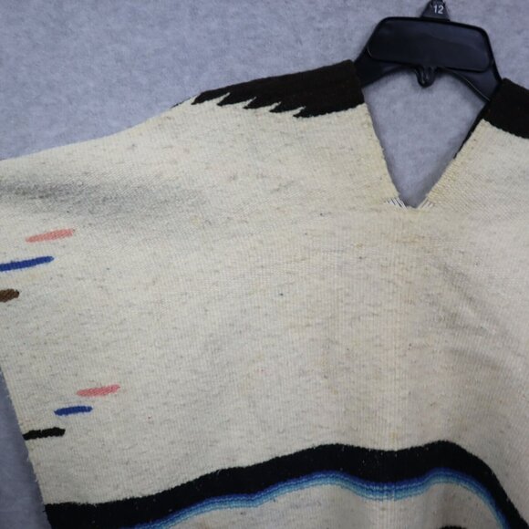 Central American Hand Woven Poncho Fring Bottom Aztec‎ - Picture 2 of 10